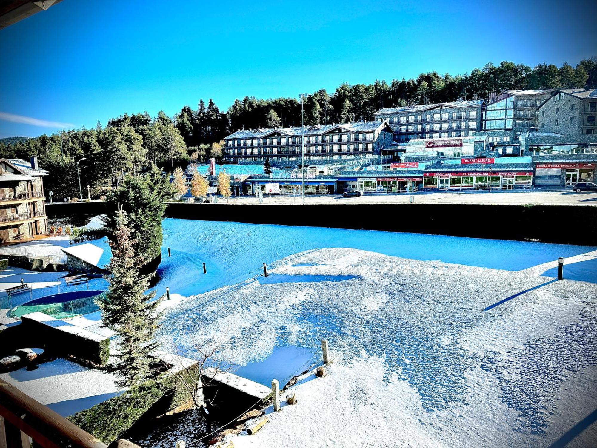 Residencia Pista Llarga Appartement La Molina  Buitenkant foto