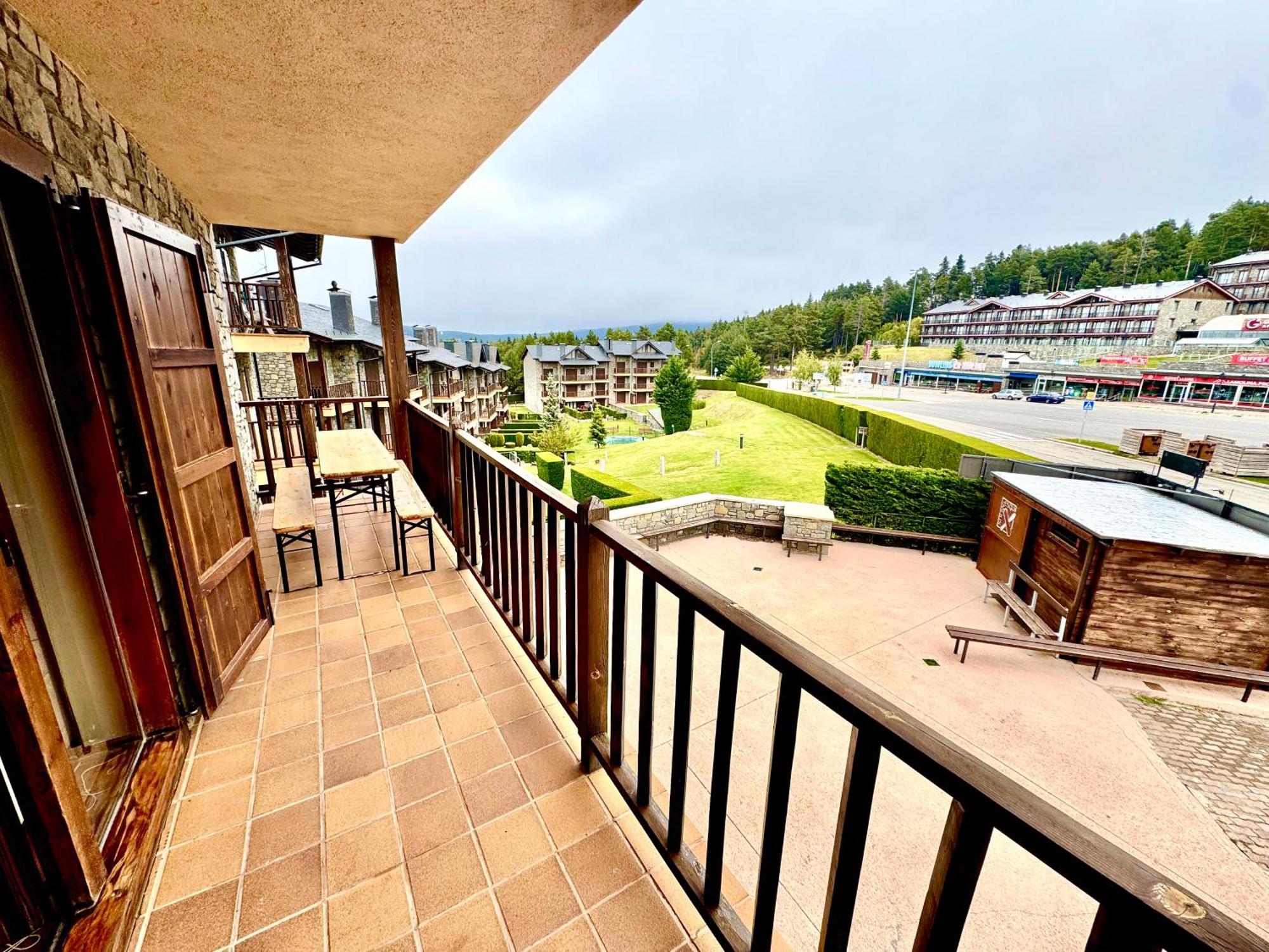 Residencia Pista Llarga Appartement La Molina  Buitenkant foto