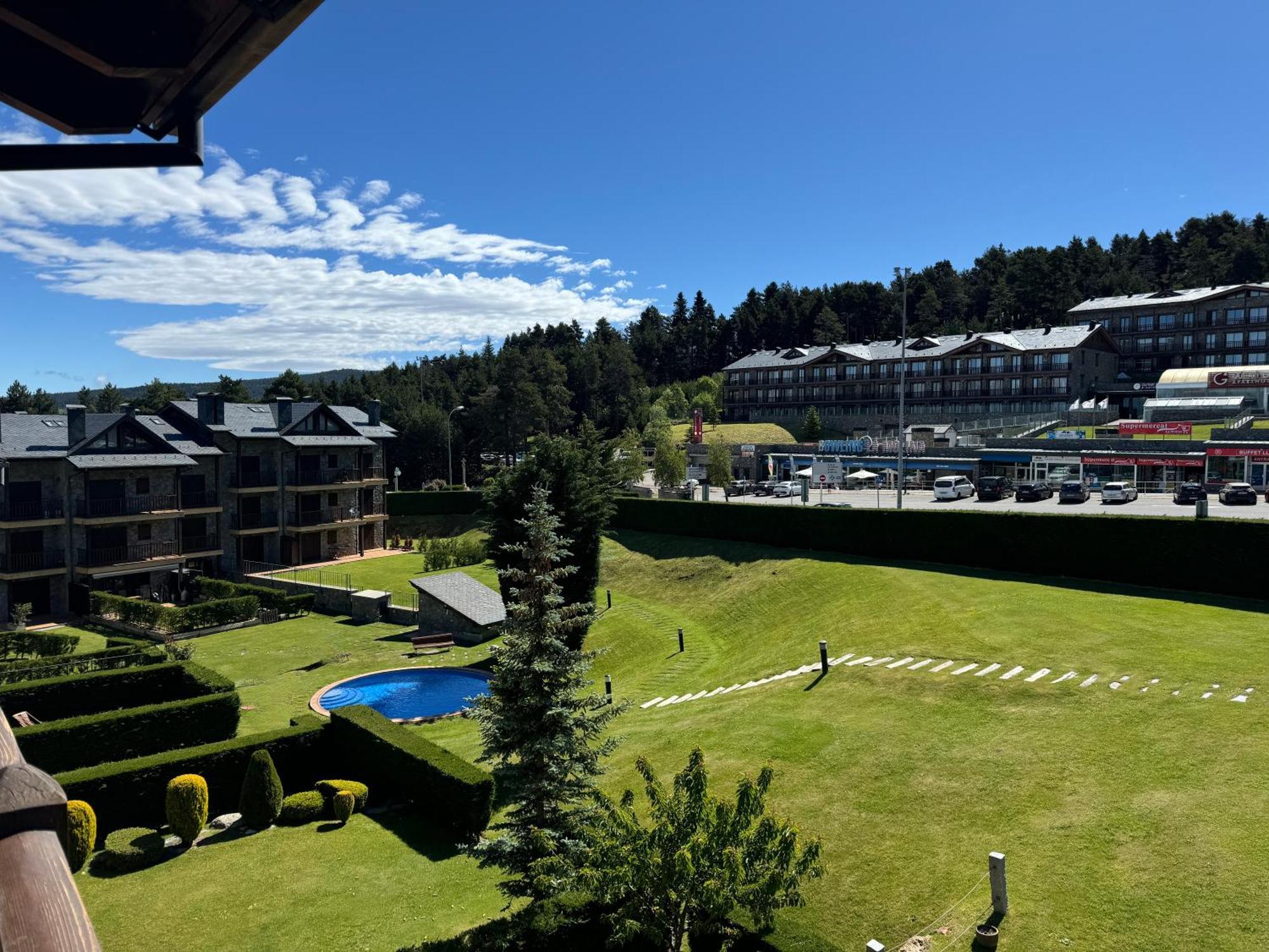 Residencia Pista Llarga Appartement La Molina  Buitenkant foto
